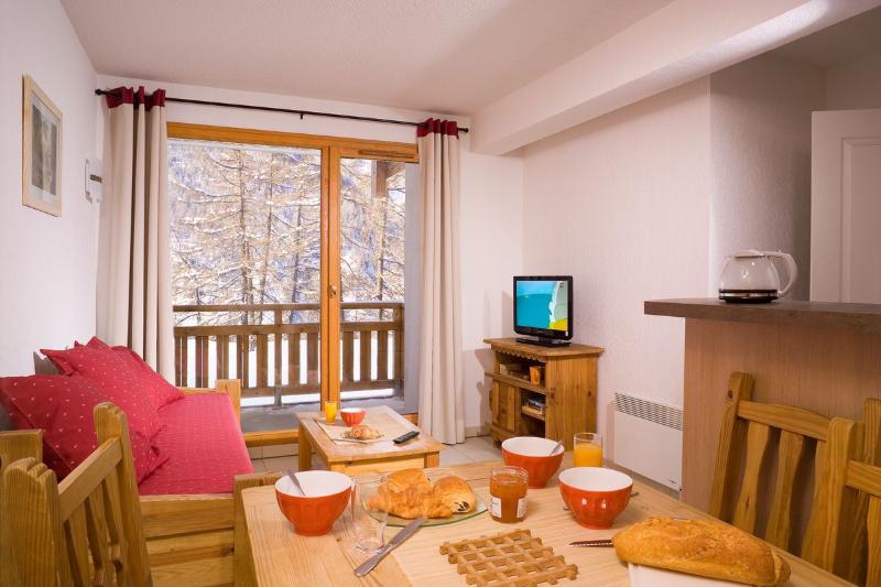 לז אור Madame Vacances Residence Le Parc Des Airelles מראה חיצוני תמונה