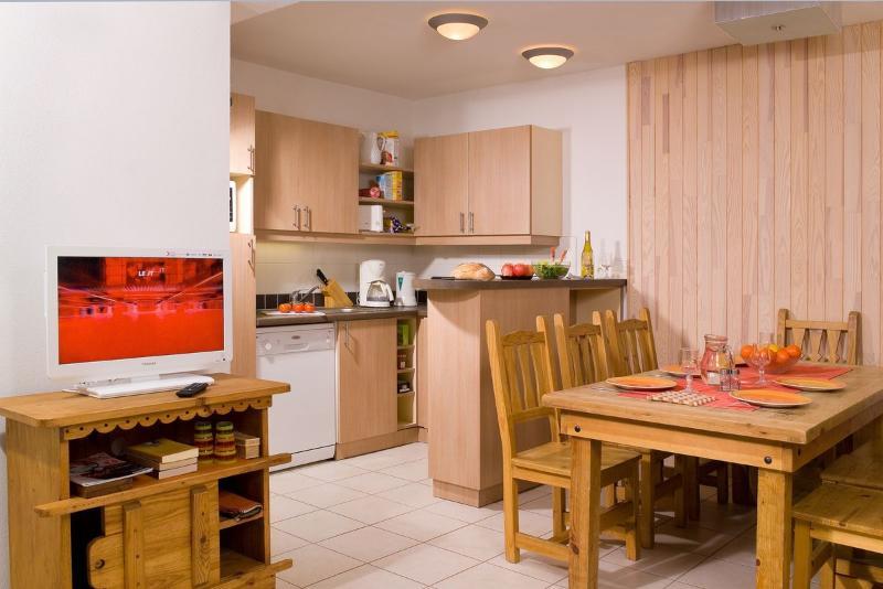 לז אור Madame Vacances Residence Le Parc Des Airelles מראה חיצוני תמונה