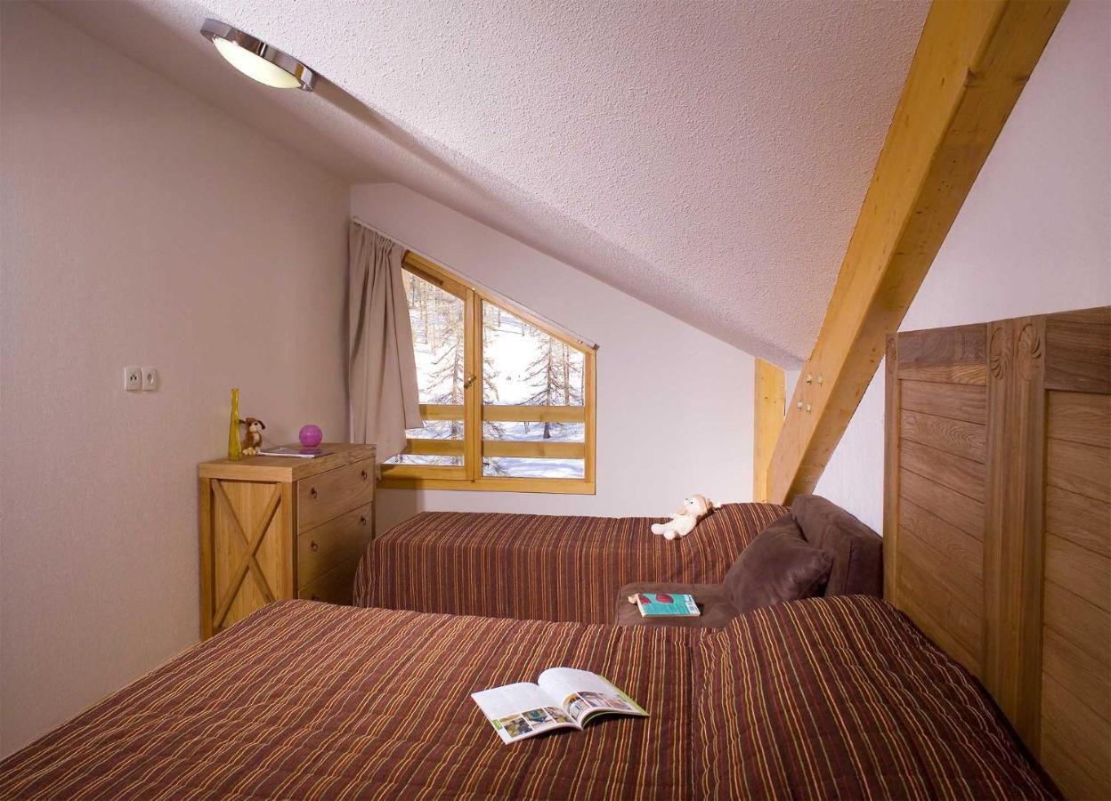 לז אור Madame Vacances Residence Le Parc Des Airelles מראה חיצוני תמונה
